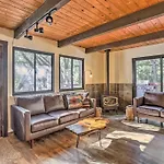 Peaceful Oak Haven Cabin Near Yosemite