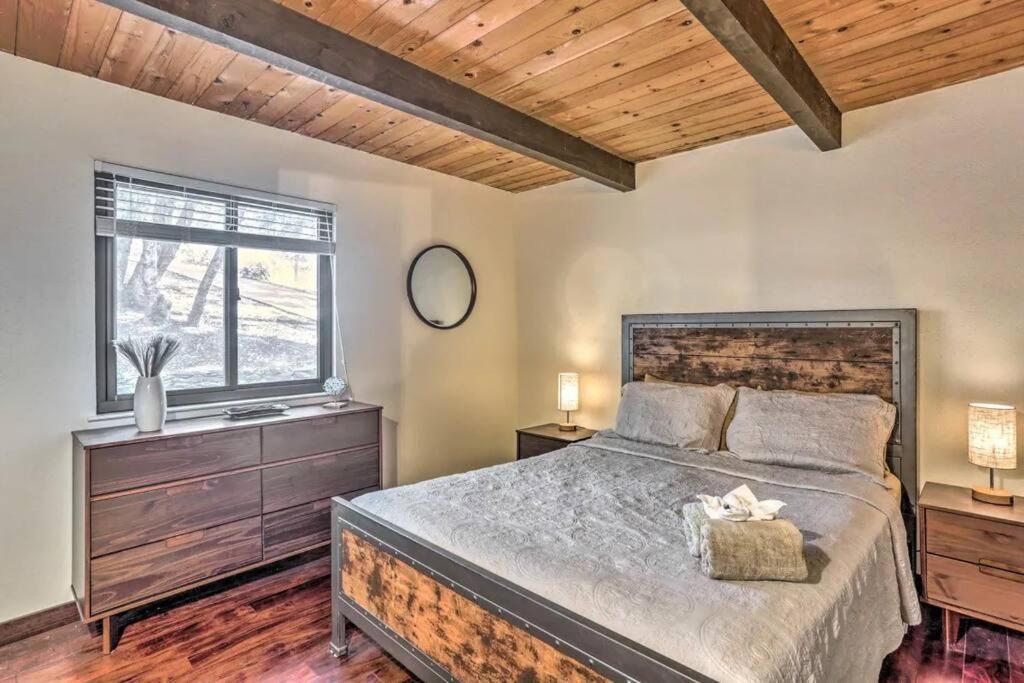 Vakantiehuis Peaceful Oak Haven Near Yosemite *
